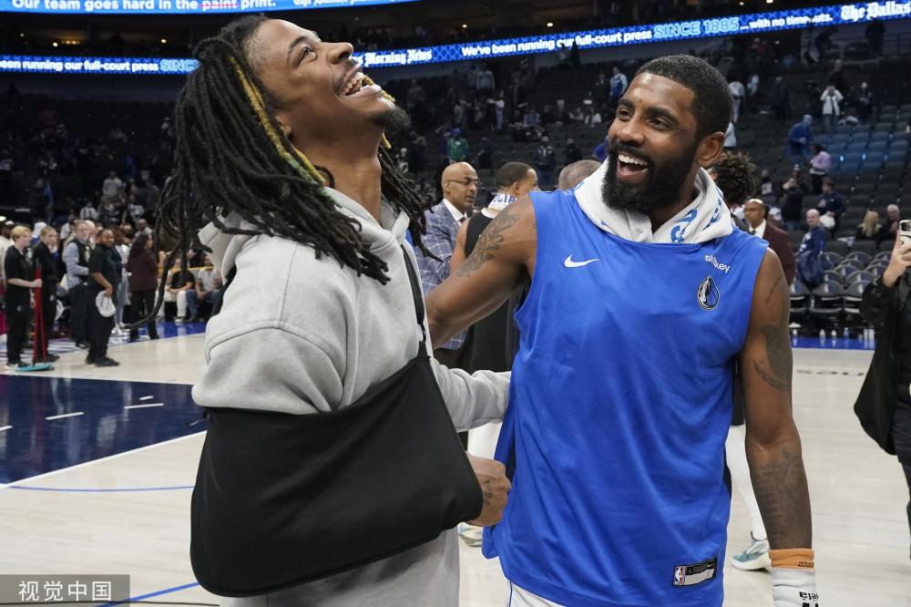 随着时间的 随着时间的