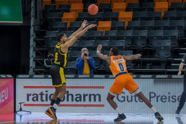 令人唏嘘 令人唏嘘