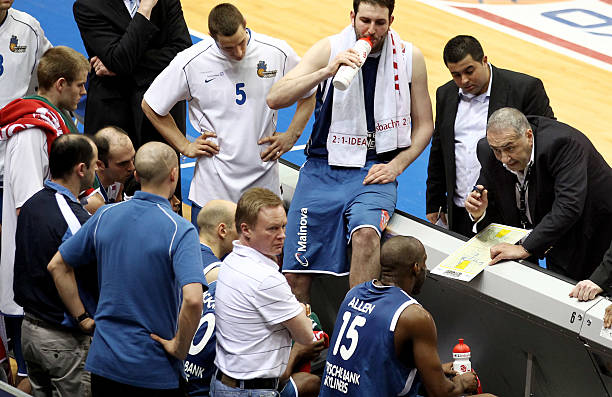 的阵痛期 的阵痛期