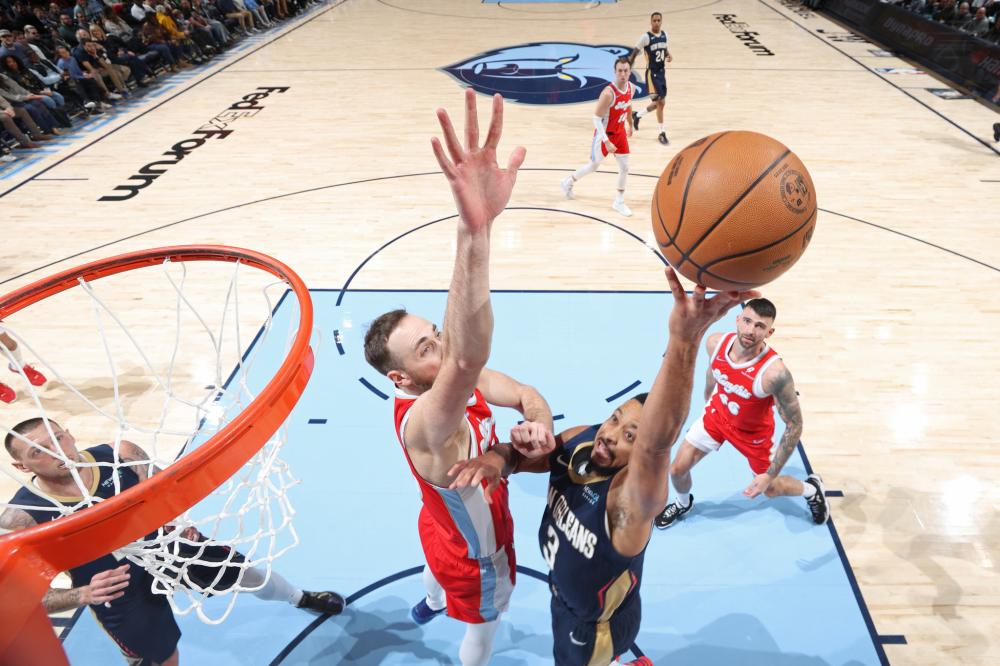 更是球员持 更是球员持